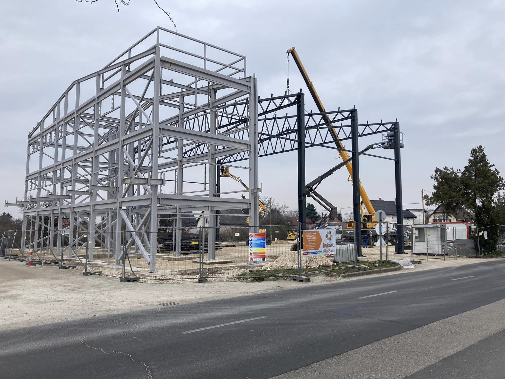 Diósd  Városi tornacsarnok 85 tonna